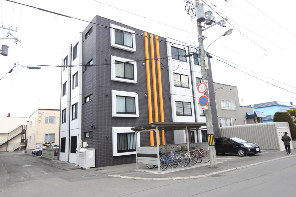 札幌市手稲区前田六条のマンションの建物外観