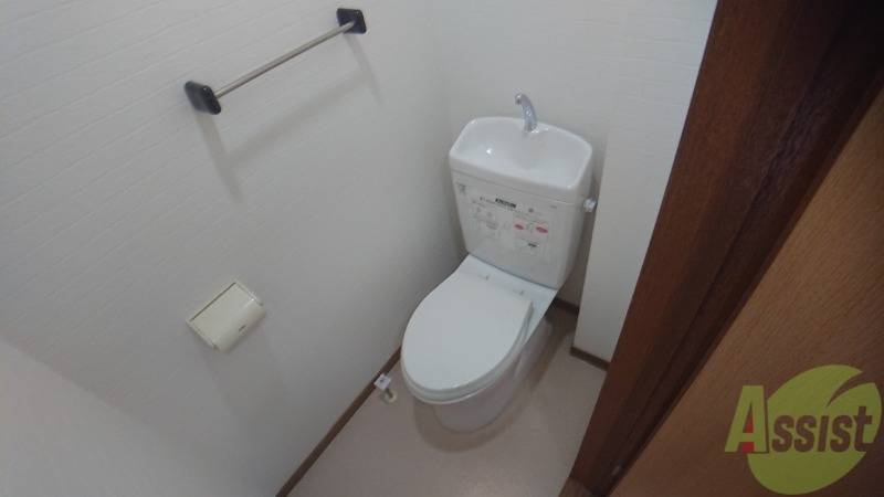 【札幌市北区北三十二条西のアパートのトイレ】