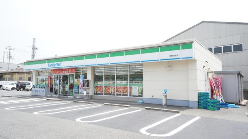 コンビニ　ファミリーマート（コンビニ）まで2002m