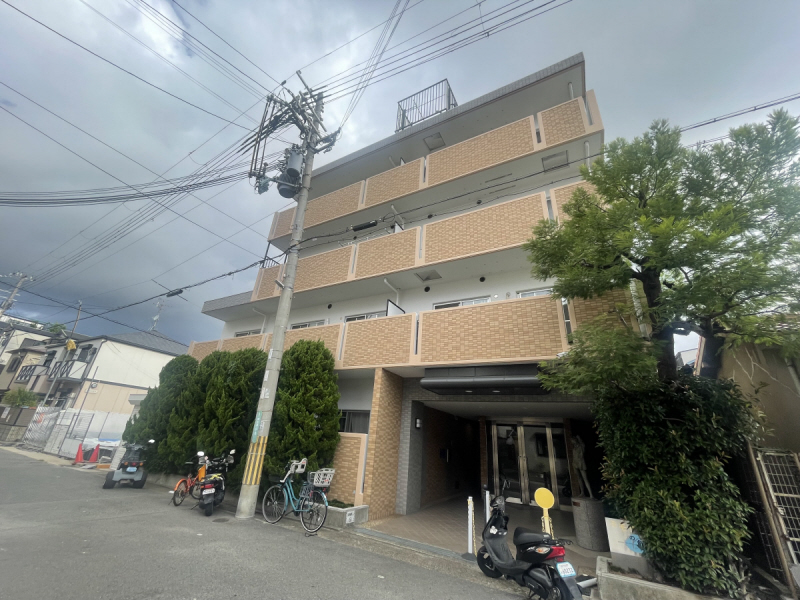 神戸市長田区御船通のマンションの建物外観