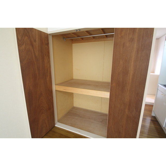 収納　クローゼット