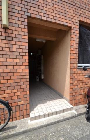 エントランス　エントランス