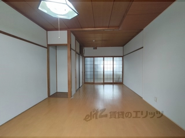 居室・リビング　居室