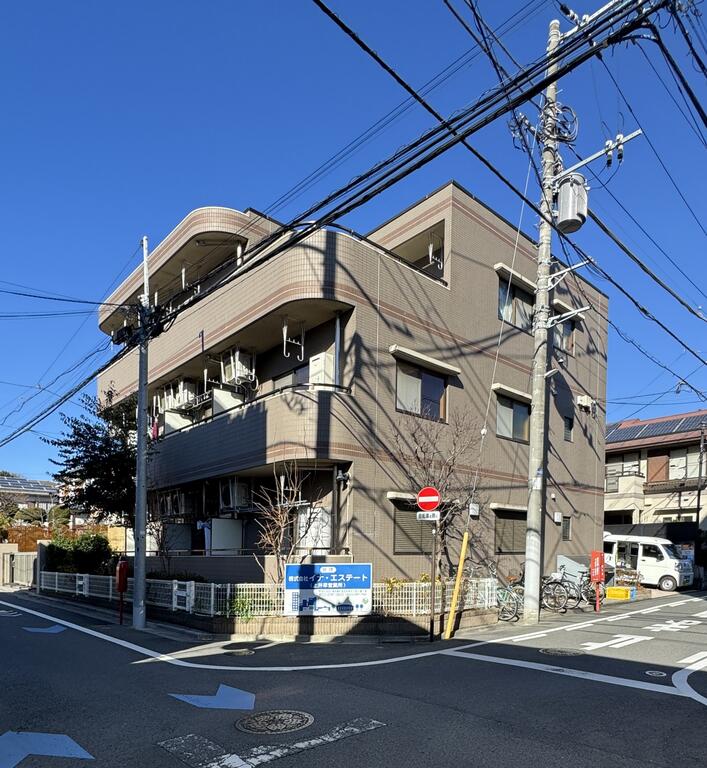 こまちの建物外観