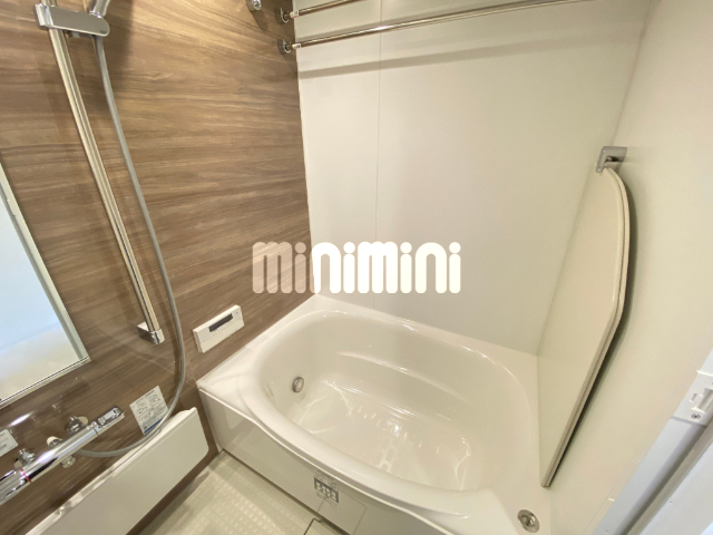 バス・シャワールーム　同間取り別部屋写真です