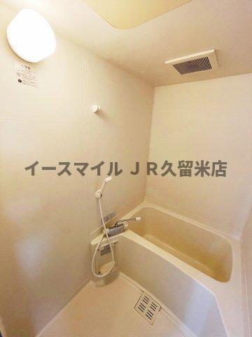 バス・シャワールーム　お風呂で日々の疲れを落としましょう