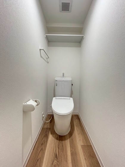 トイレ　※別号室の写真です。