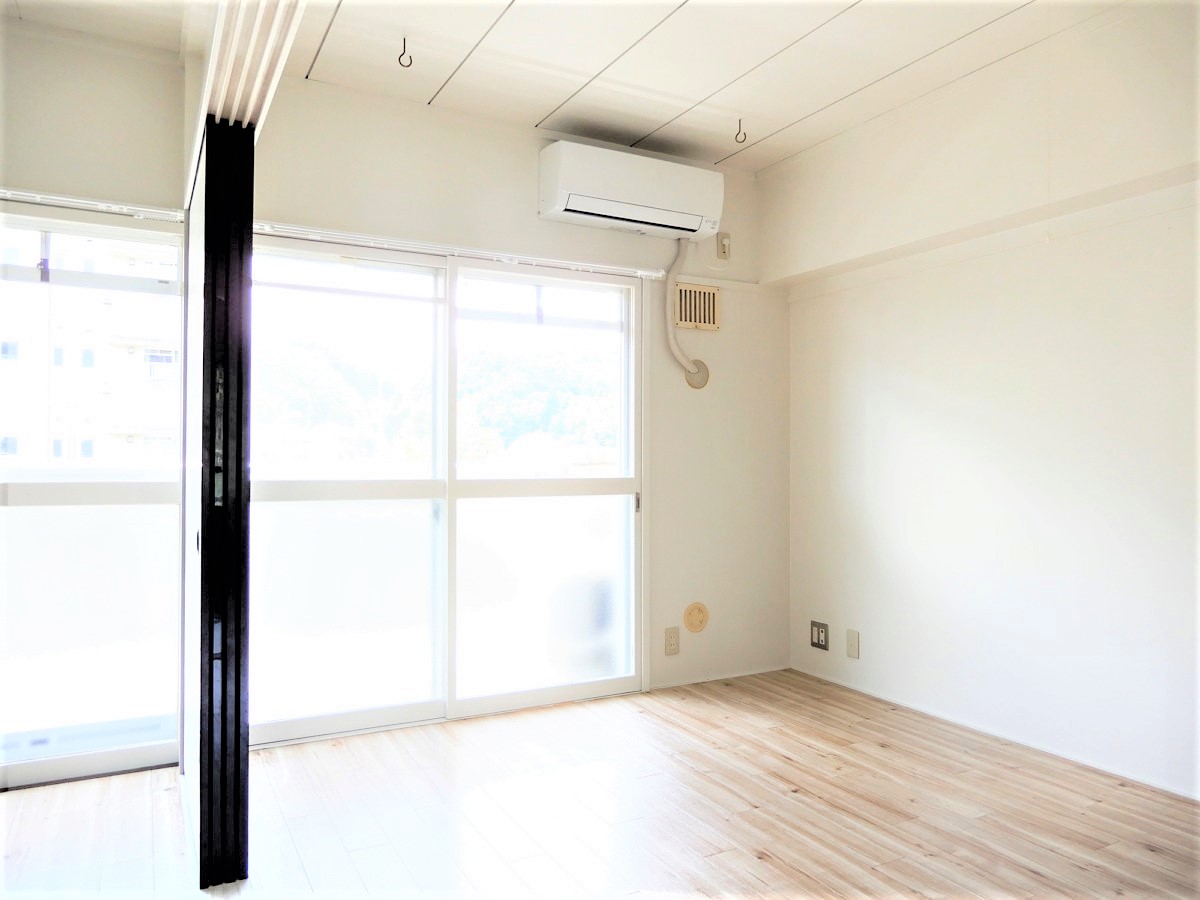 居室・リビング　エアコン（オプション）