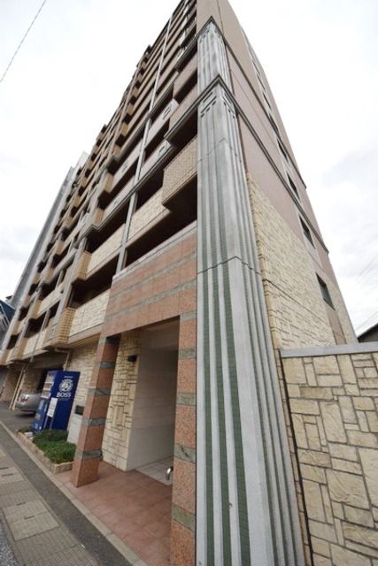 建物外観　人気のマンションタイプです