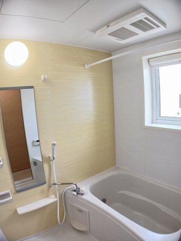 バス・シャワールーム　お風呂です
