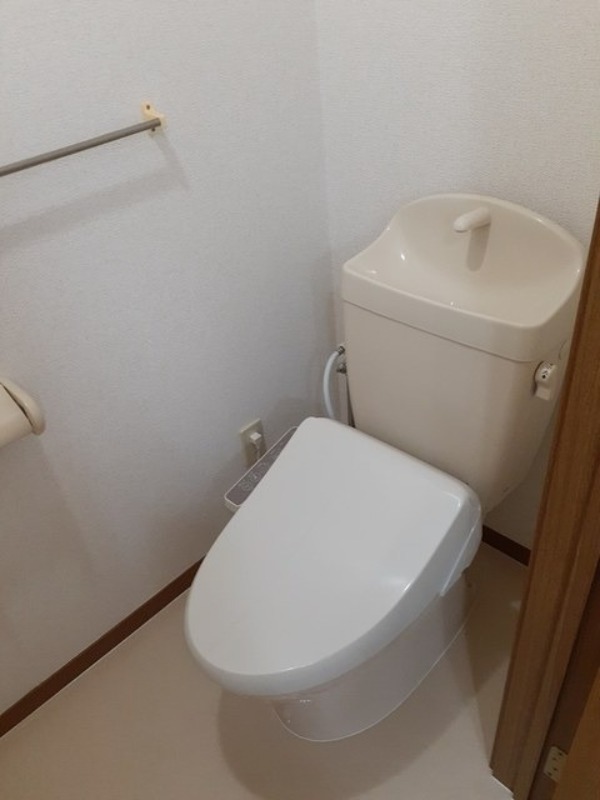 トイレ　図面と現状に相違がある場合には現状を優先