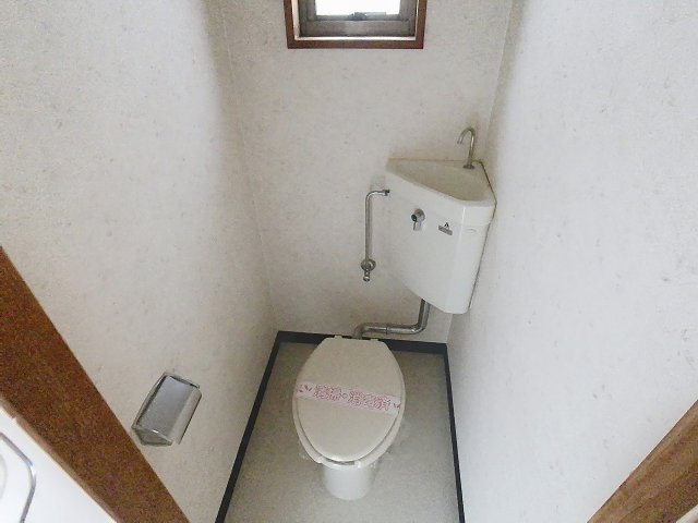 トイレ　2025年6月撮影※現況を優先致します。