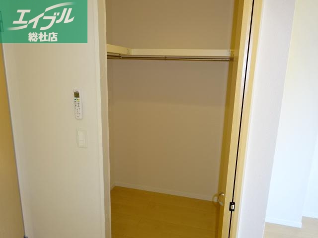 収納　ウィークイン収納