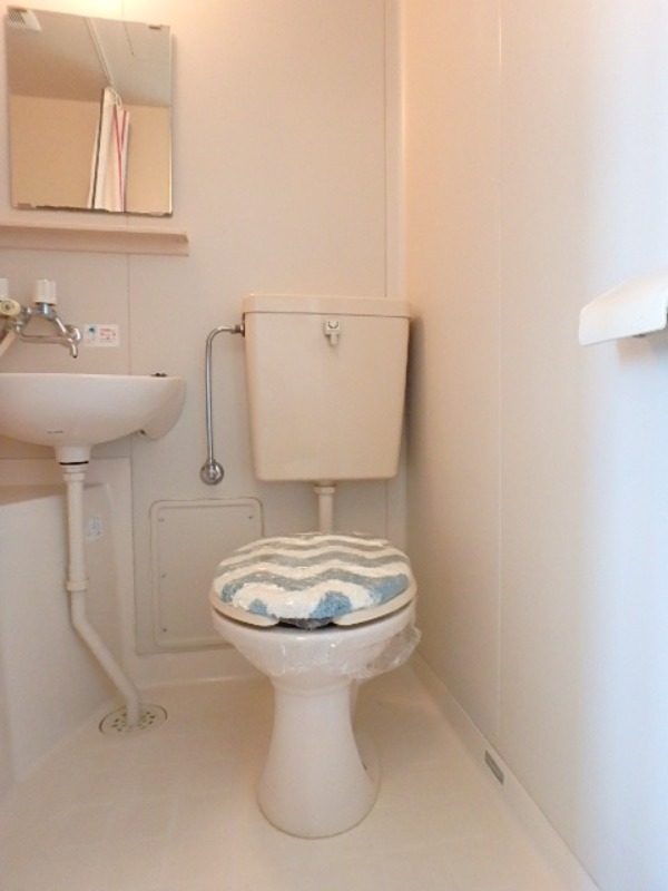 トイレ　図面と現状に相違がある場合には現状を優先