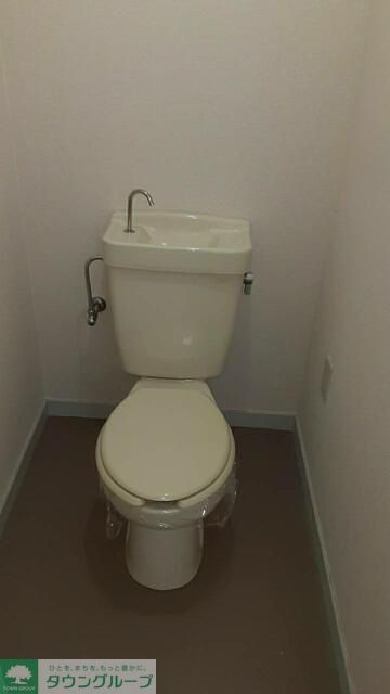 トイレ　※同建物別室の参考写真です　現況優先