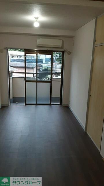 居室・リビング　※同建物別室の参考写真です　現況優先