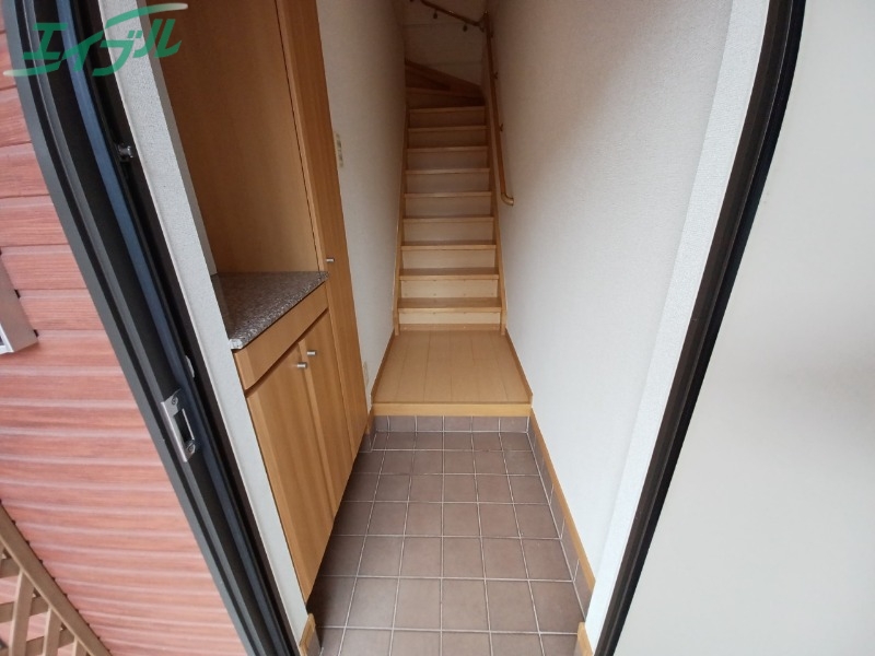 玄関　別部屋画像参考