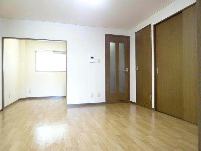 フィールドビレッジ_内装_0