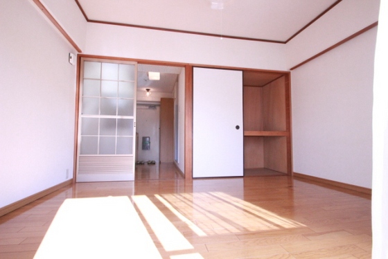 居室・リビング　※別部屋の写真です