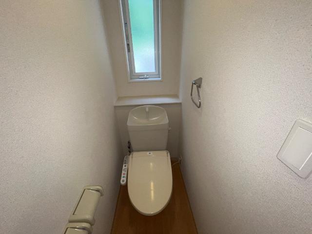 トイレ　シャワー付きトイレ