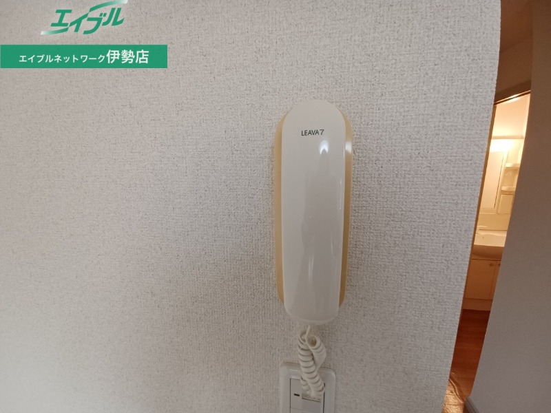 セキュリティ　同建物の別部屋写真です