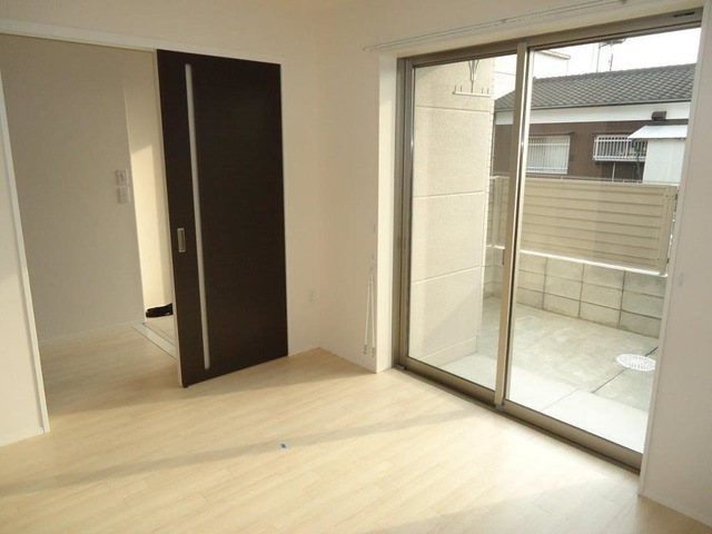 居室・リビング　ゆったり過ごせる居間です