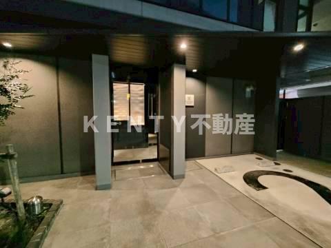 エントランス　毎日通るエントランスはこのようになっています