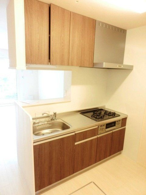 キッチン　コンロ付きのキッチンです