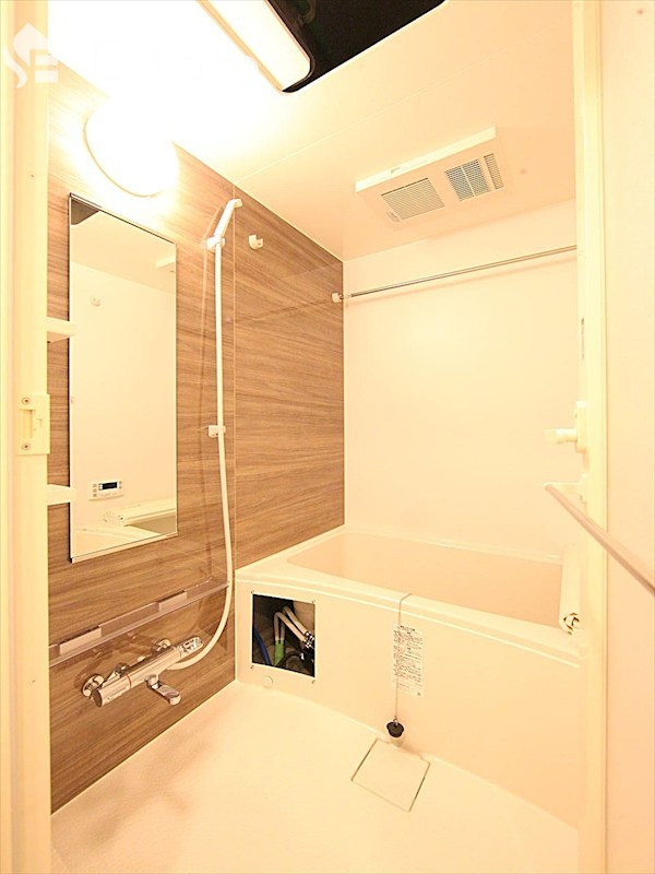 バス・シャワールーム　バスルーム