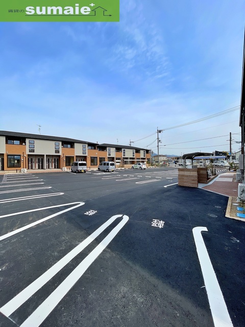 駐車場　同仕様写真