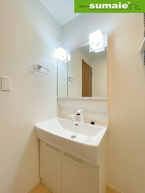 洗面設備　同仕様写真