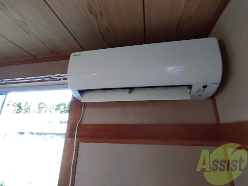 その他設備　リビングのエアコンで暑い日も寒い日も快適に過ごせます