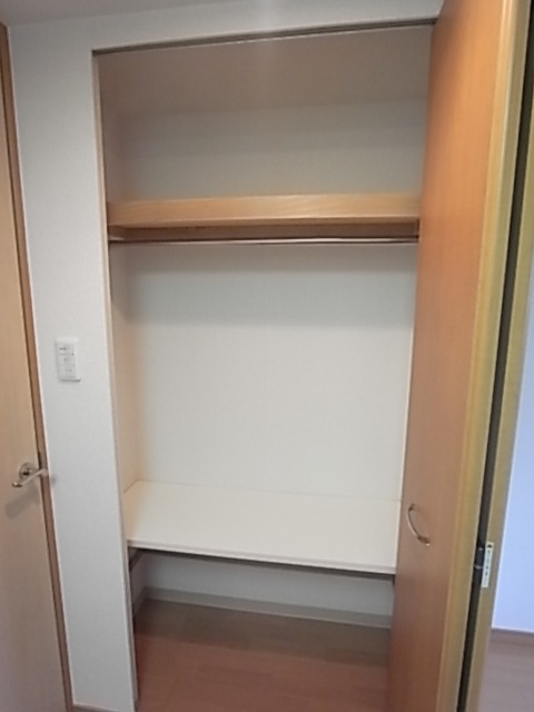 収納　クローゼット