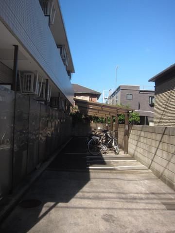 建物外観　★★屋根付き駐輪場★★