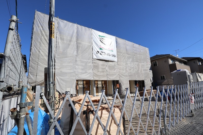 建物外観　建設中