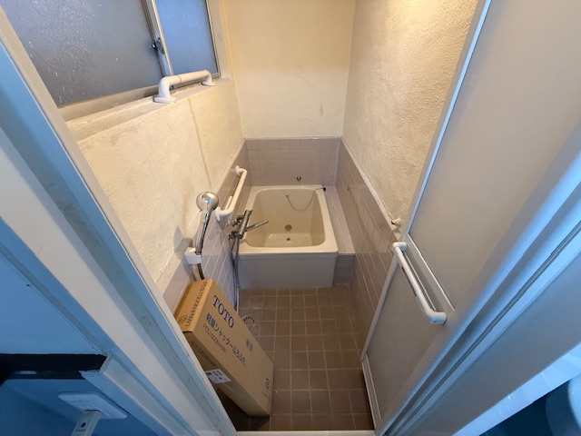 バス・シャワールーム