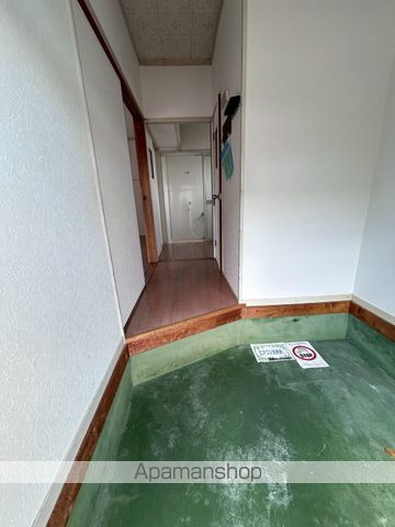 ＪＲ日豊本線 都城駅 バス乗車時間：15分 最寄りバス停で下車 徒歩6分 1階建 築37年の玄関写真