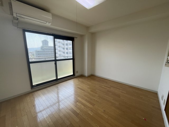 居室・リビング　(参考)同マンション同間取り他部屋の写真