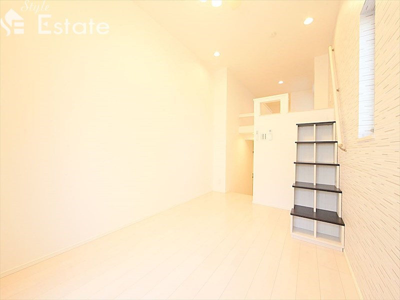 居室・リビング　内装