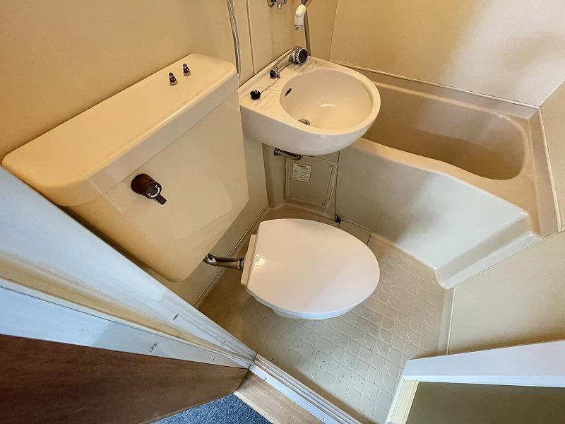 トイレ　トイレ