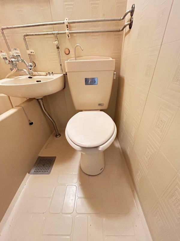 トイレ　トイレ
