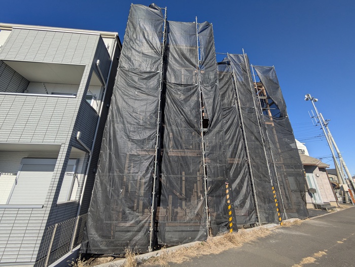建物外観　建築中