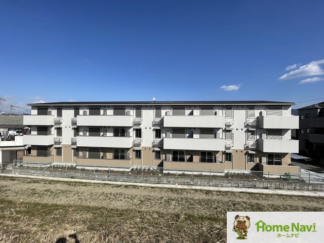 バルコニー　南向きで日当たり良好です。