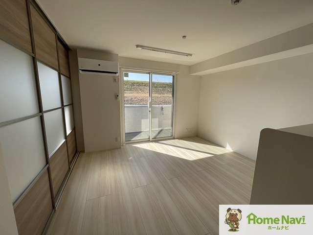 居室・リビング　インターネットが無料で使えます。