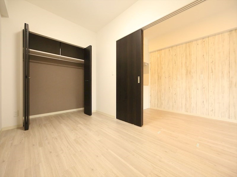 その他部屋・スペース　洋室5.26帖　クローゼット付（収納充実してます）