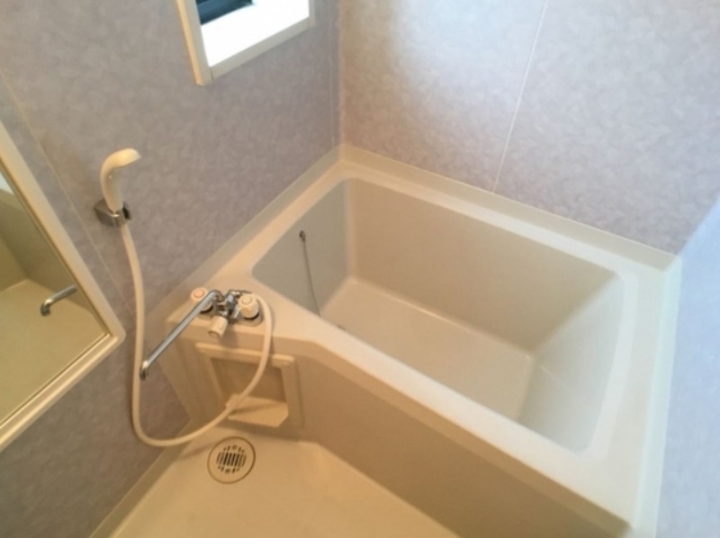 バス・シャワールーム　図面と現状に相違がある場合には現状を優先