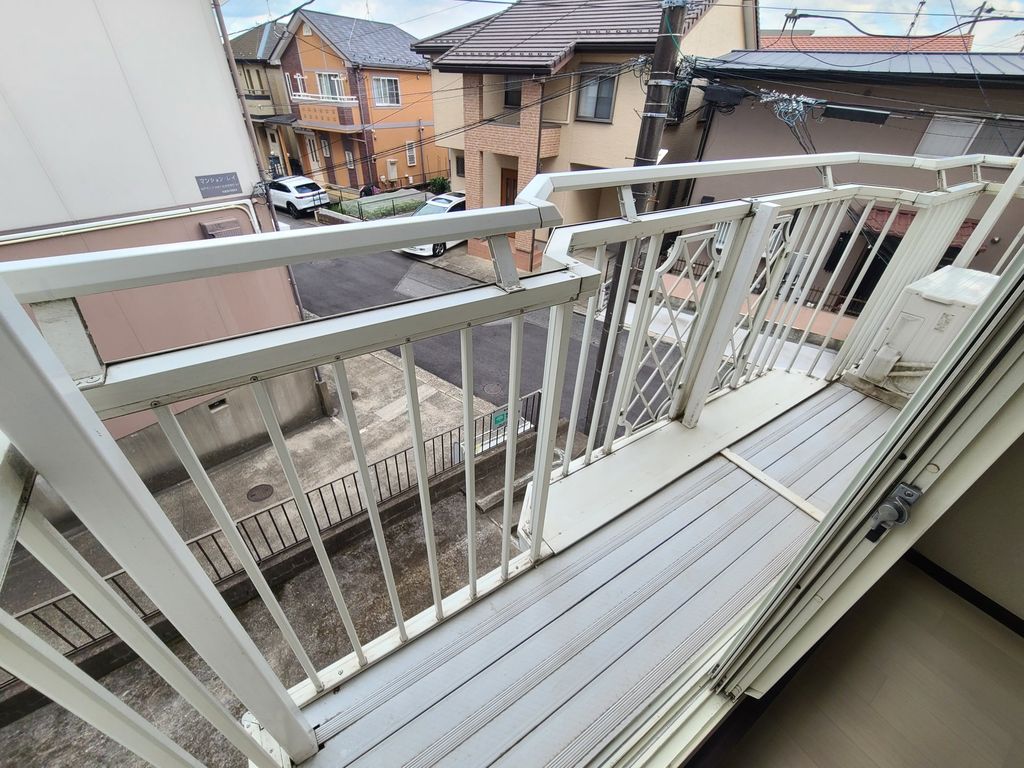 バルコニー　バルコニー