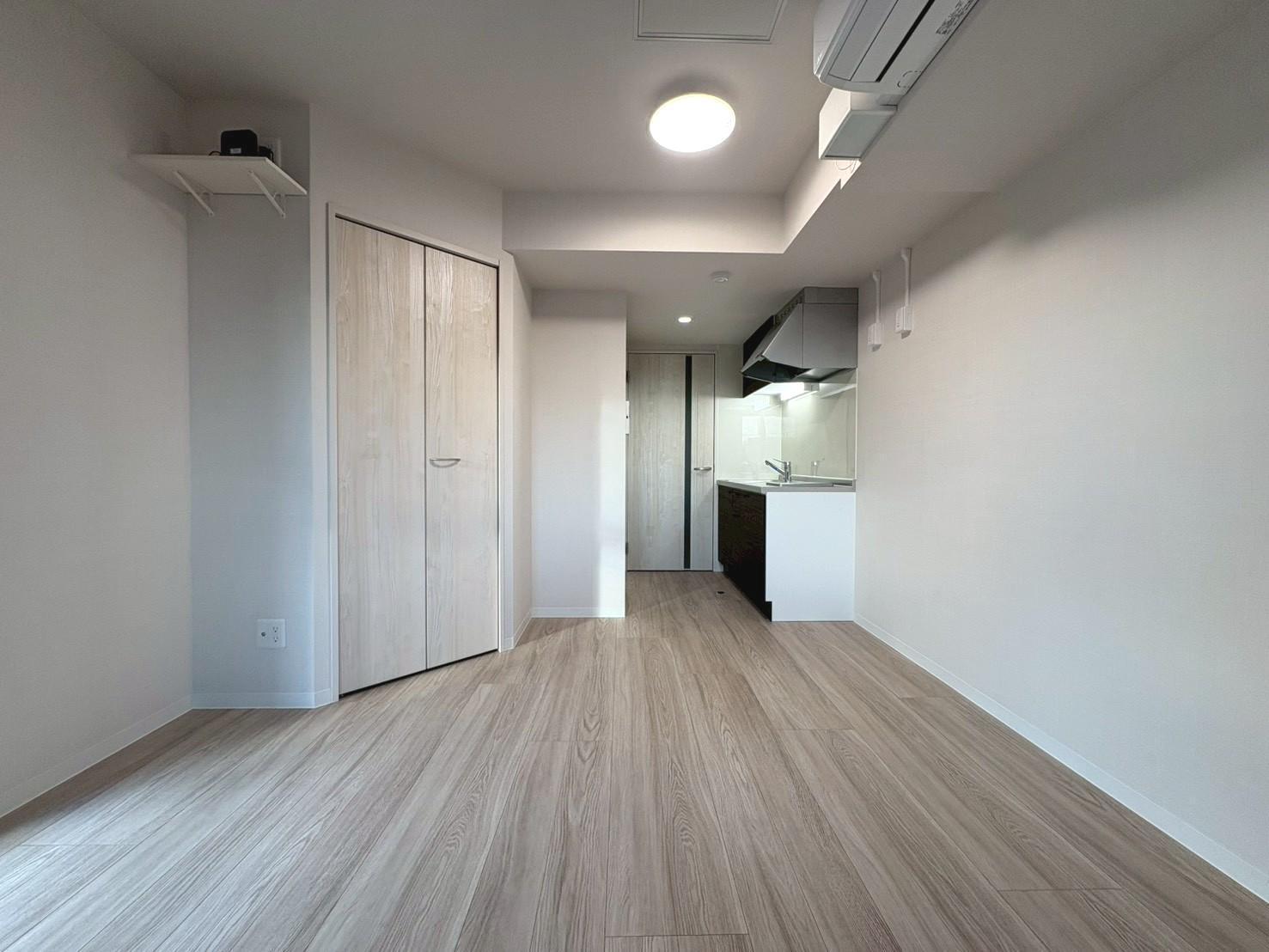 居室・リビング　7.2帖のゆとりあるダイニングキッチンです(別部屋参考写真)