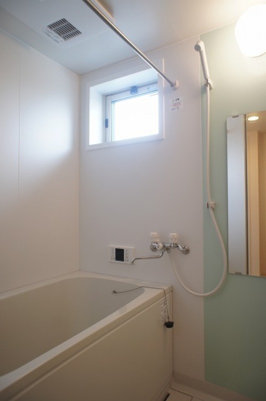 バス・シャワールーム　図面と現状に相違がある場合には現状を優先