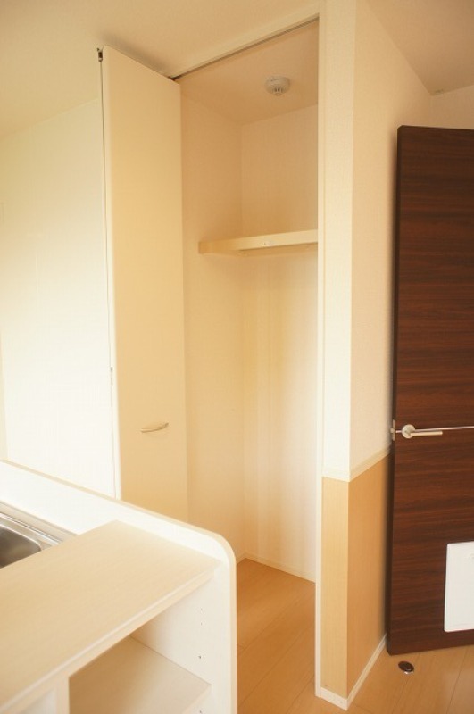 収納　図面と現状に相違がある場合には現状を優先